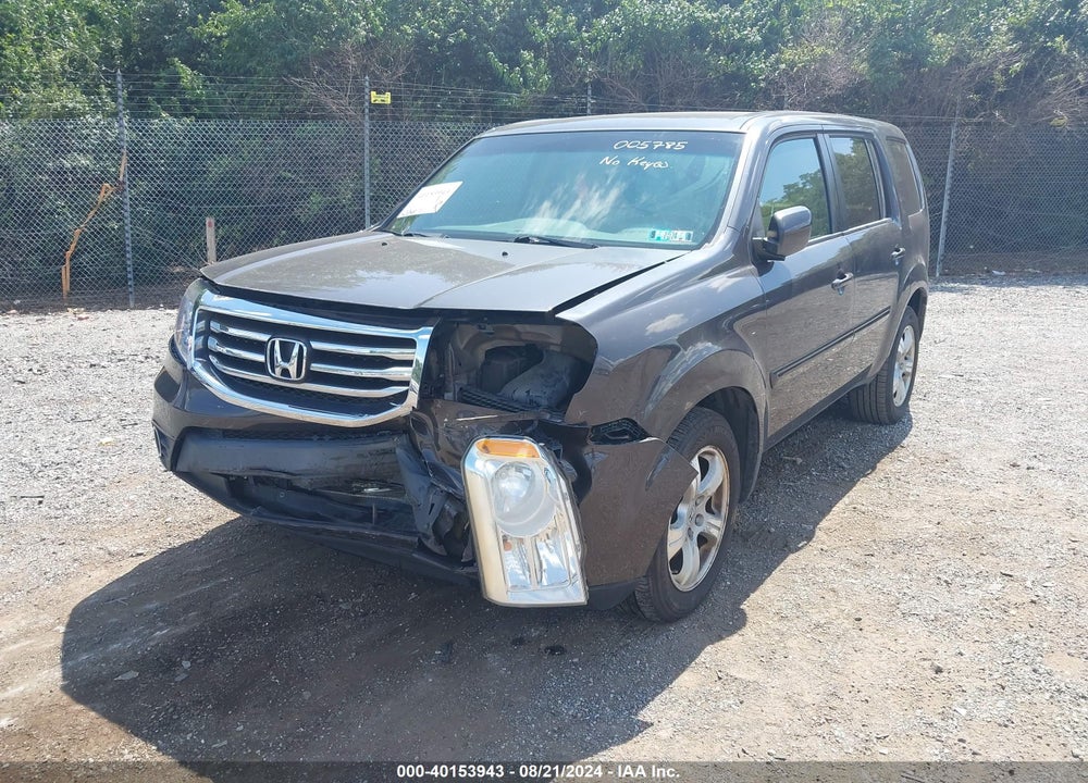 2015 HONDA PILOT EX VIN: 5FNYF4H45FB005785