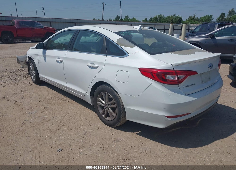 2015 HYUNDAI SONATA SE VIN: 5NPE24AF3FH121062