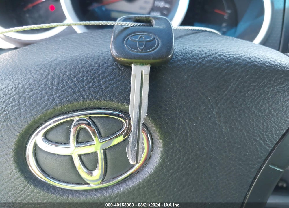 2011 TOYOTA TACOMA VIN: 5TFTX4CN3BX005484