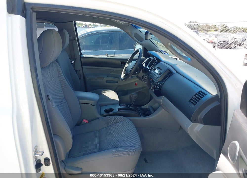 2011 TOYOTA TACOMA VIN: 5TFTX4CN3BX005484