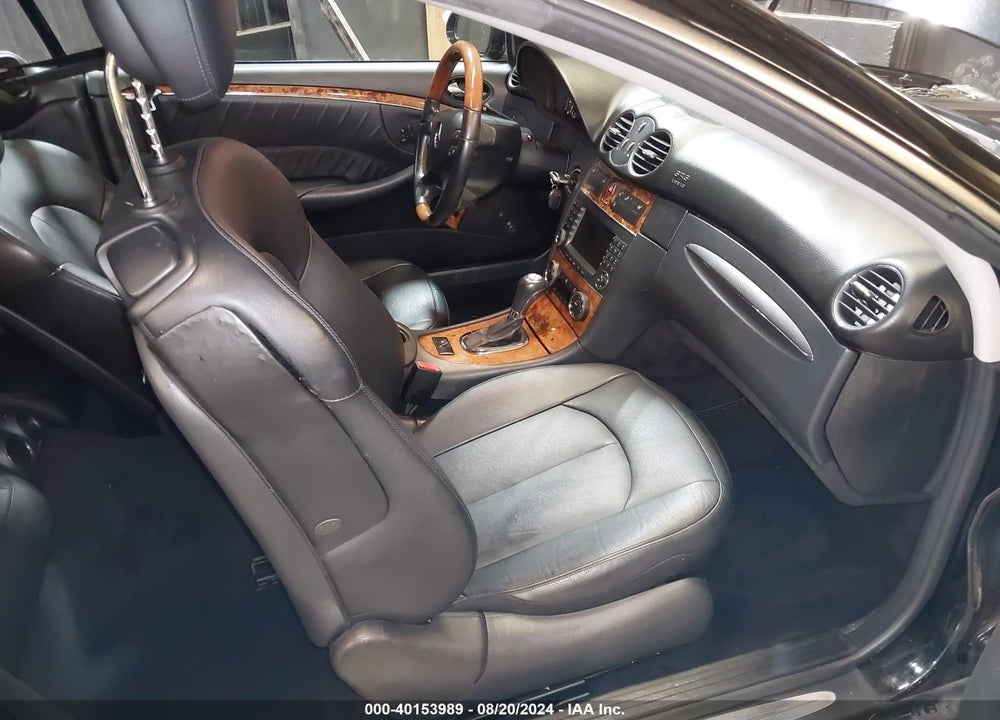 2009 MERCEDES-BENZ CLK 350 VIN: WDBTK56F39T102175