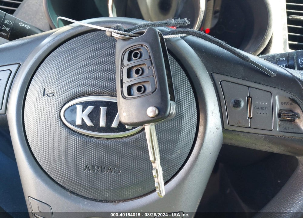 2011 KIA SOUL VIN: KNDJT2A27B7242897