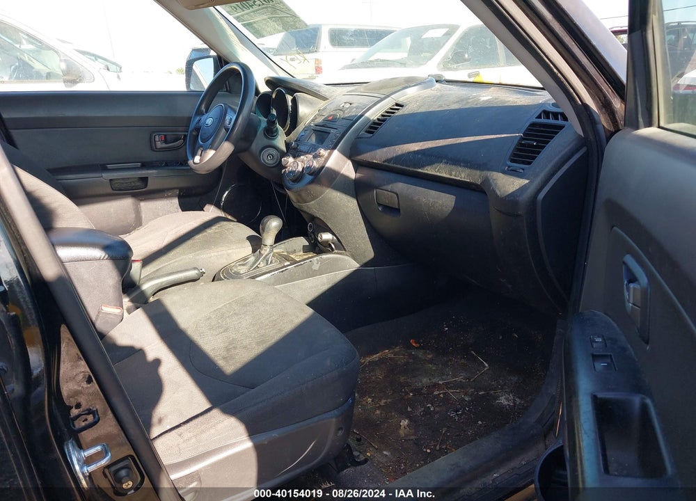 2011 KIA SOUL VIN: KNDJT2A27B7242897