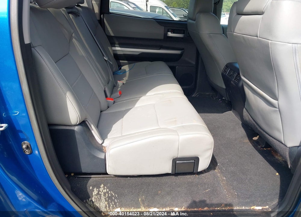 2017 TOYOTA TUNDRA LIMITED 5.7L V8 VIN: 5TFHW5F14HX665789