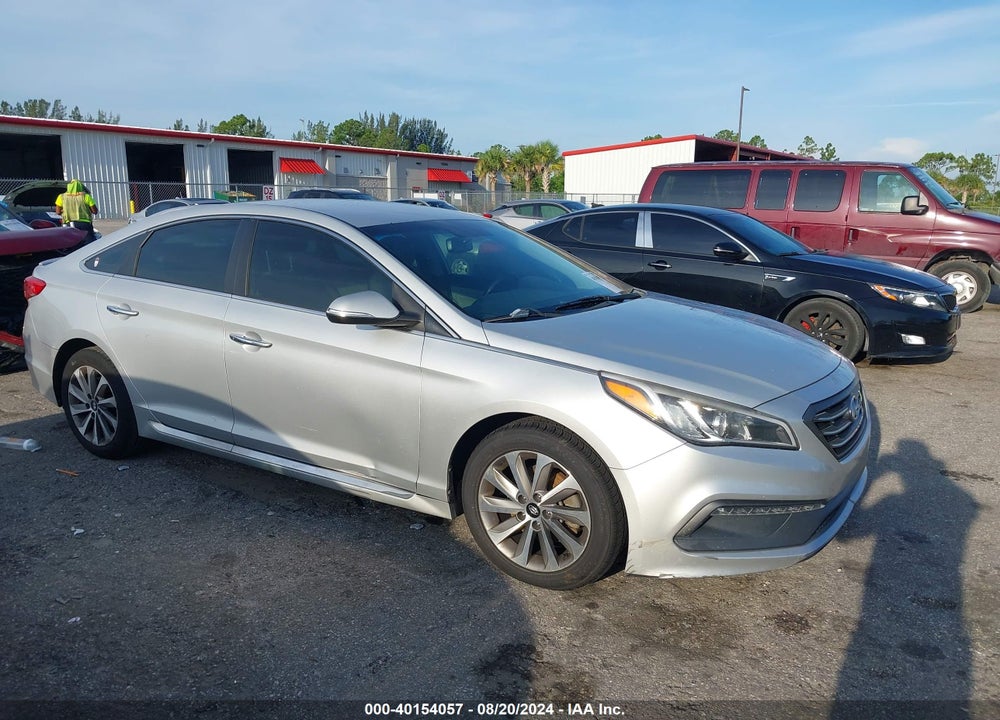2015 HYUNDAI SONATA SPORT VIN: 5NPE34AF8FH059431