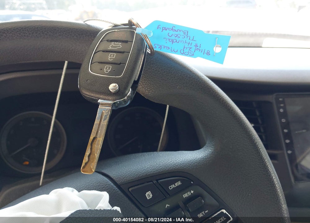 2018 HYUNDAI TUCSON SEL VIN: KM8J33A43JU600600