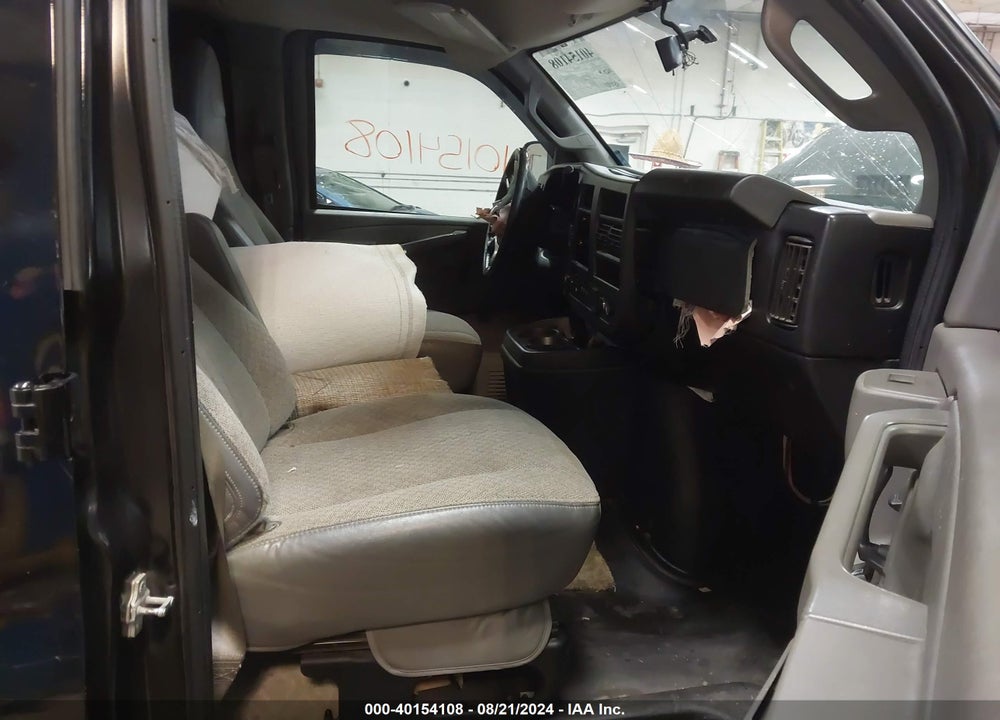2019 GMC SAVANA 2500 WORK VAN VIN: 1GTW7AFG3K1152819