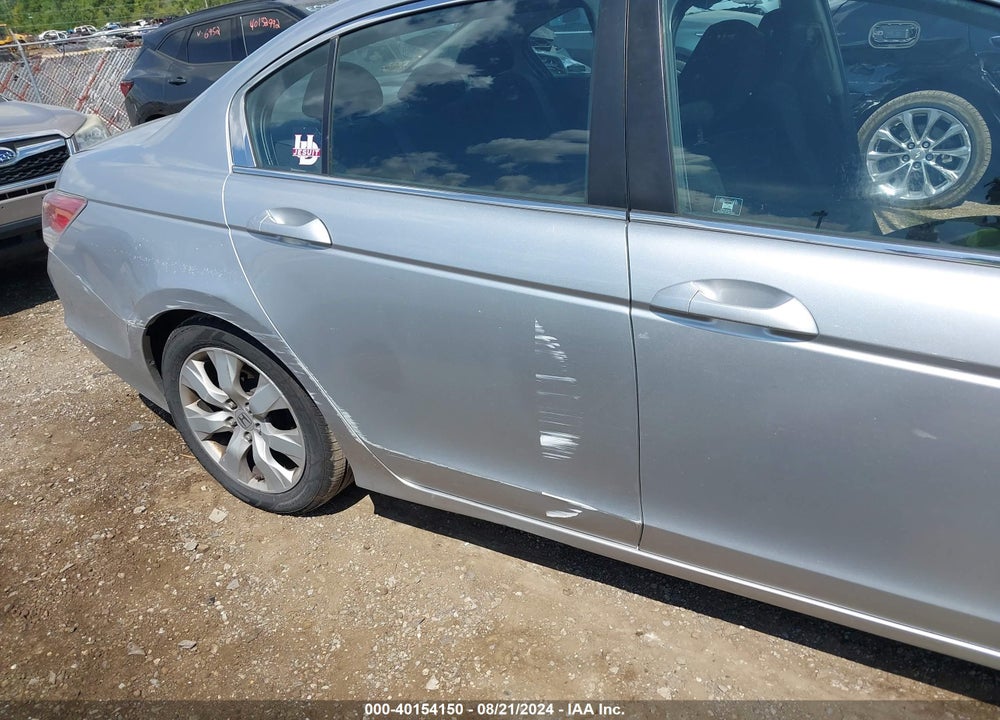 2009 HONDA ACCORD 2.4 EX VIN: 1HGCP26729A060136