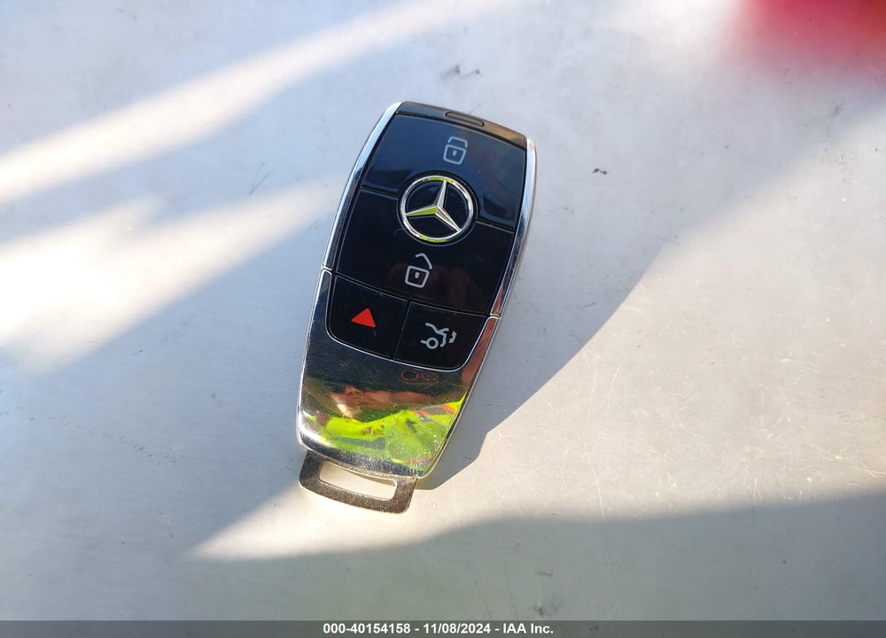 2022 MERCEDES-BENZ MAYBACH GLS 600 4MATIC VIN: 4JGFF8HB3NA756111