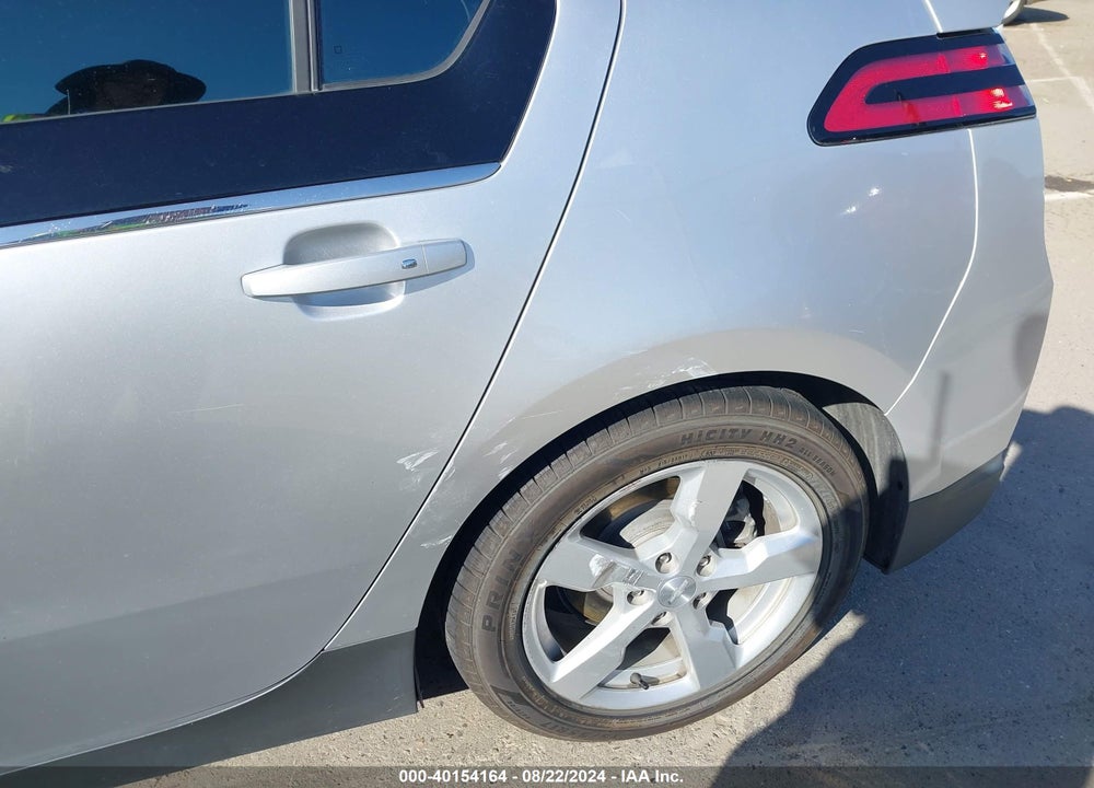 2013 CHEVROLET VOLT VIN: 1G1RB6E41DU110692