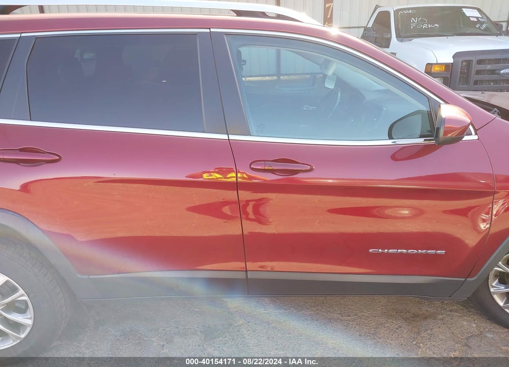 2019 JEEP CHEROKEE LATITUDE PLUS 4X4 VIN: 1C4PJMLB6KD195307