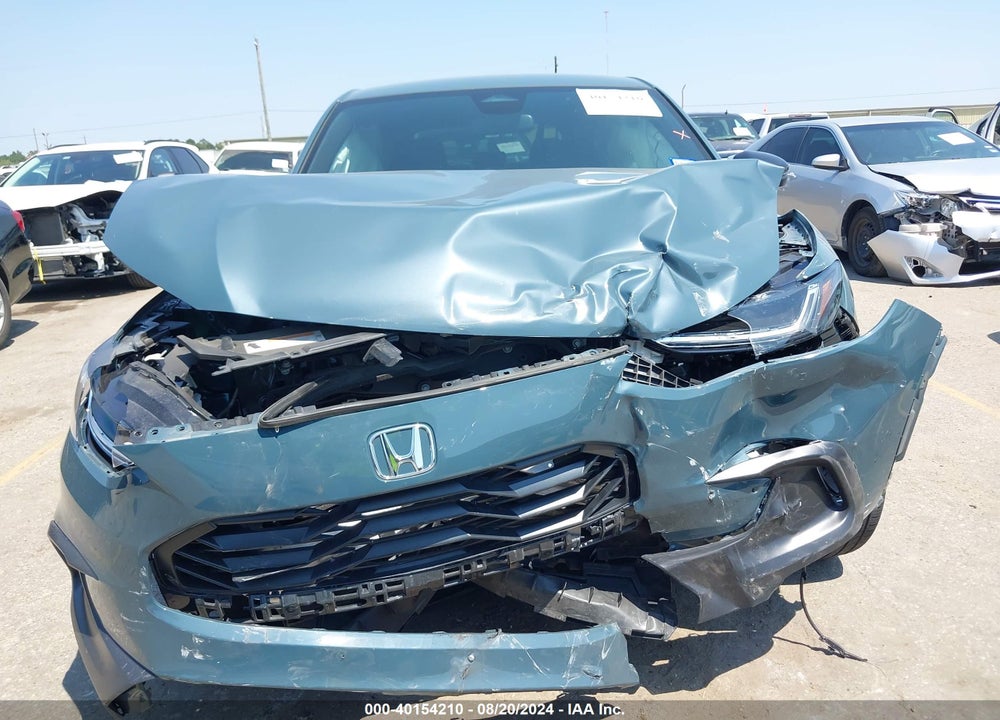 2024 HONDA HR-V VIN: 3CZRZ2H57RM755384