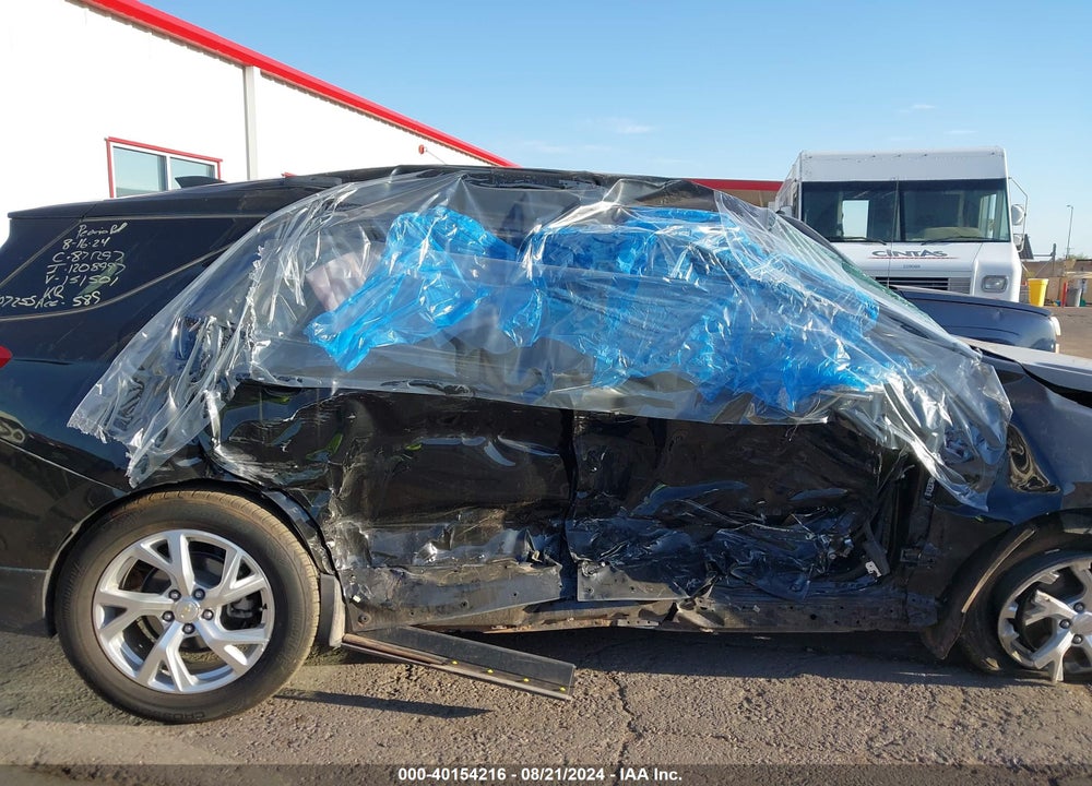2018 CHEVROLET EQUINOX LT VIN: 2GNAXKEX5J6151501