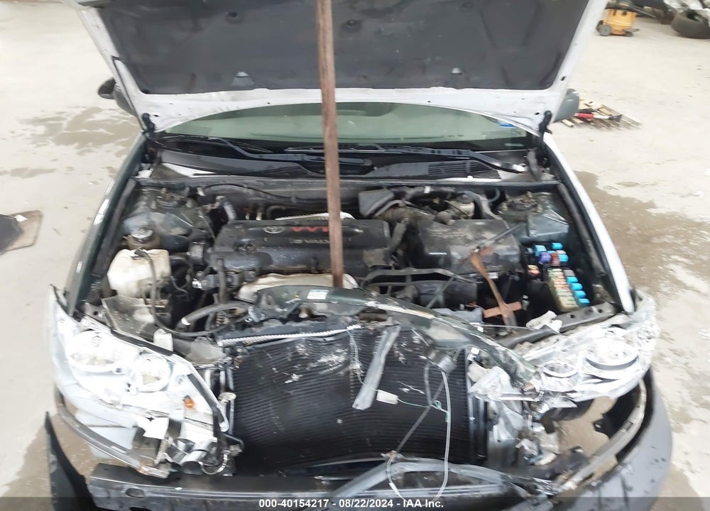 2005 TOYOTA CAMRY XLE VIN: 4T1BE32K55U004812