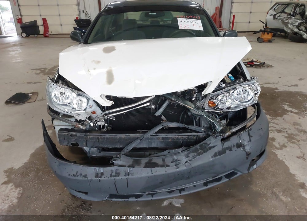 2005 TOYOTA CAMRY XLE VIN: 4T1BE32K55U004812