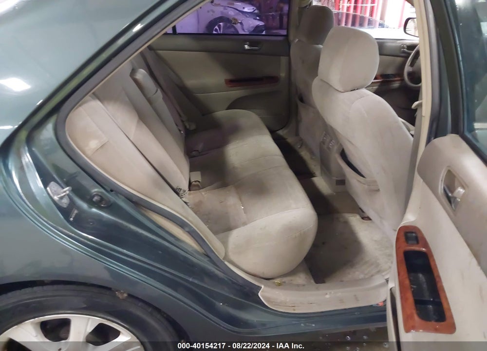 2005 TOYOTA CAMRY XLE VIN: 4T1BE32K55U004812