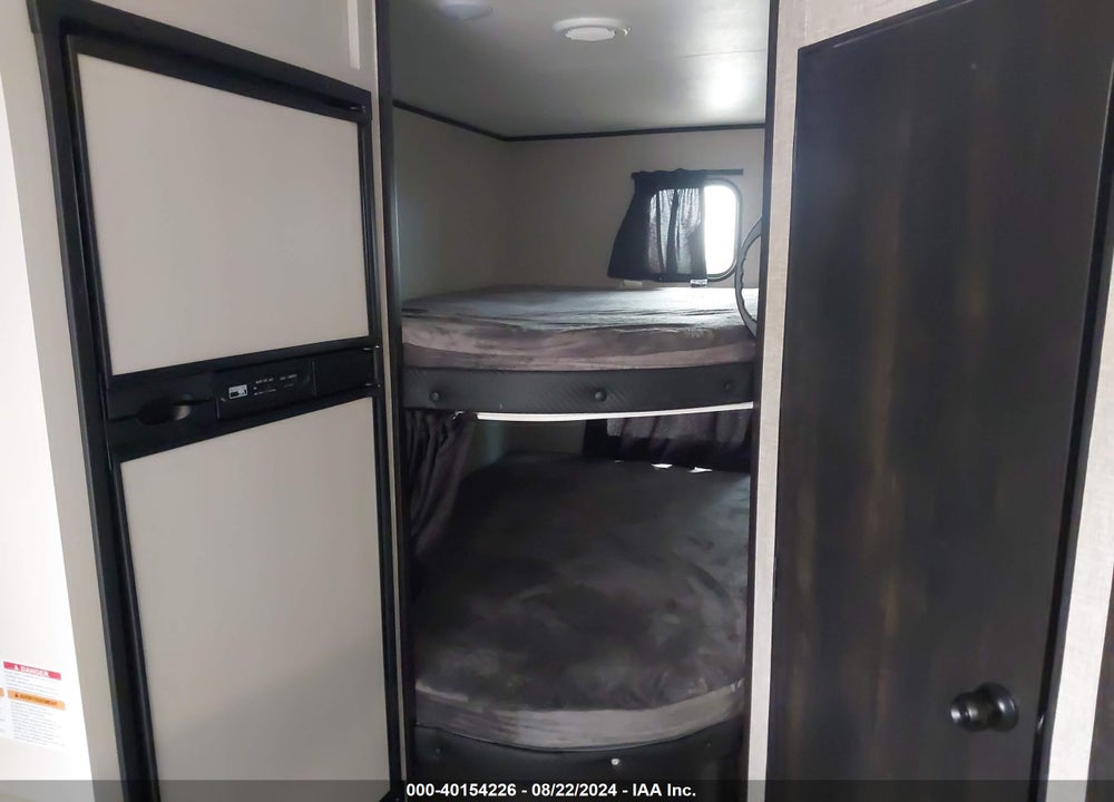 2022 OTHER JAYCO VIN: 1UJBJ0BM1N17N0577