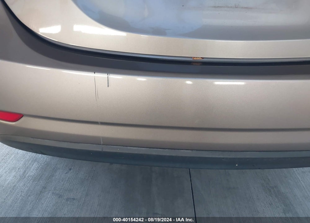 2015 HYUNDAI ELANTRA SE VIN: 5NPDH4AE5FH630832