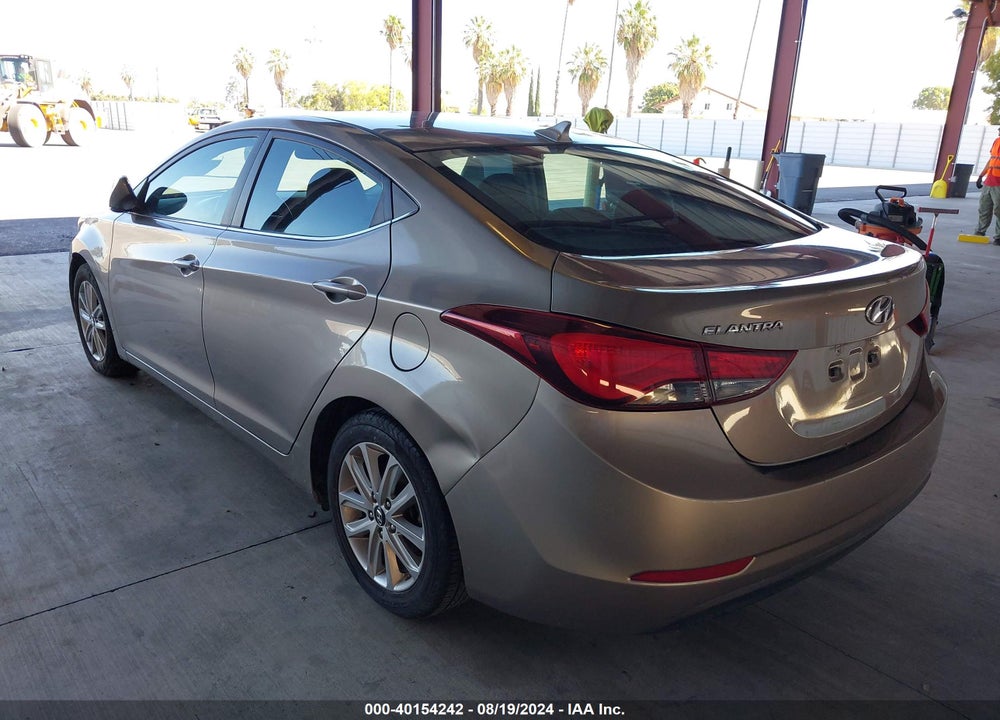 2015 HYUNDAI ELANTRA SE VIN: 5NPDH4AE5FH630832