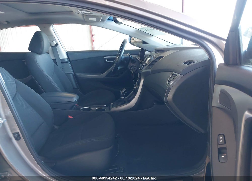 2015 HYUNDAI ELANTRA SE VIN: 5NPDH4AE5FH630832
