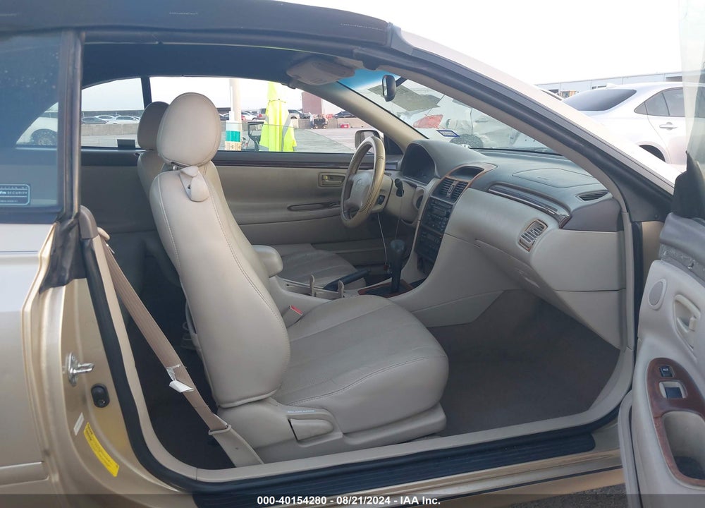 2001 TOYOTA CAMRY SOLARA SLE V6 VIN: 2T1FF28P51C518232