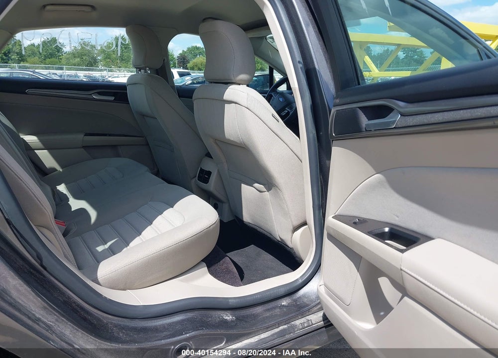 2017 FORD FUSION SE VIN: 3FA6P0HD0HR126583
