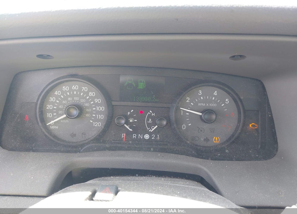 2008 MERCURY GRAND MARQUIS LS VIN: 2MEFM75V18X635462
