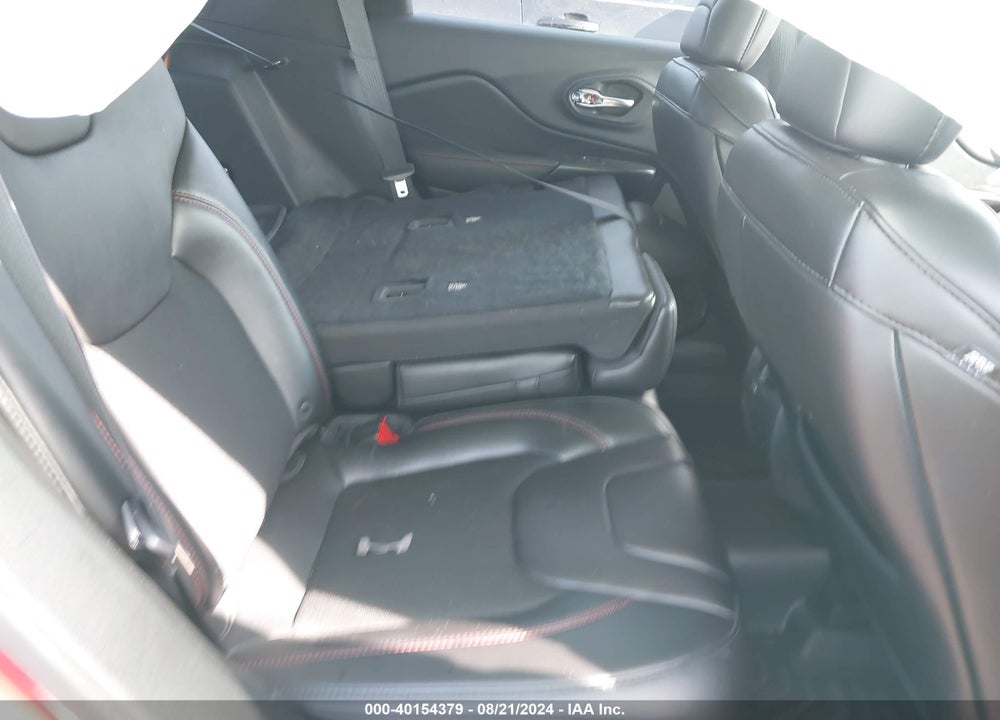 2019 JEEP CHEROKEE TRAILHAWK 4X4 VIN: 1C4PJMBX9KD240284