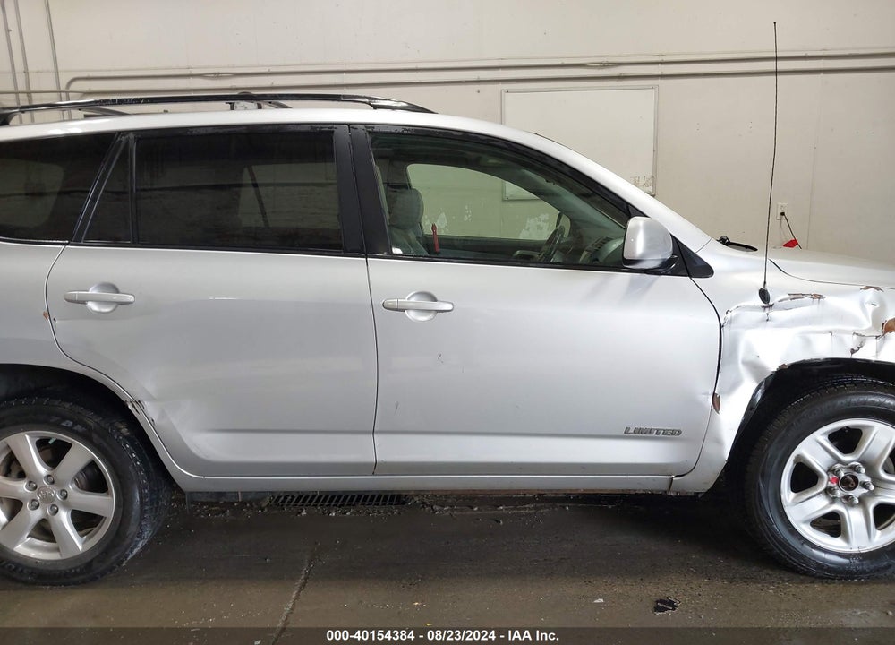 2008 TOYOTA RAV4 LIMITED VIN: JTMBD31V186080197