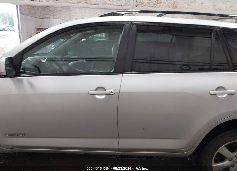 2008 TOYOTA RAV4 LIMITED VIN: JTMBD31V186080197
