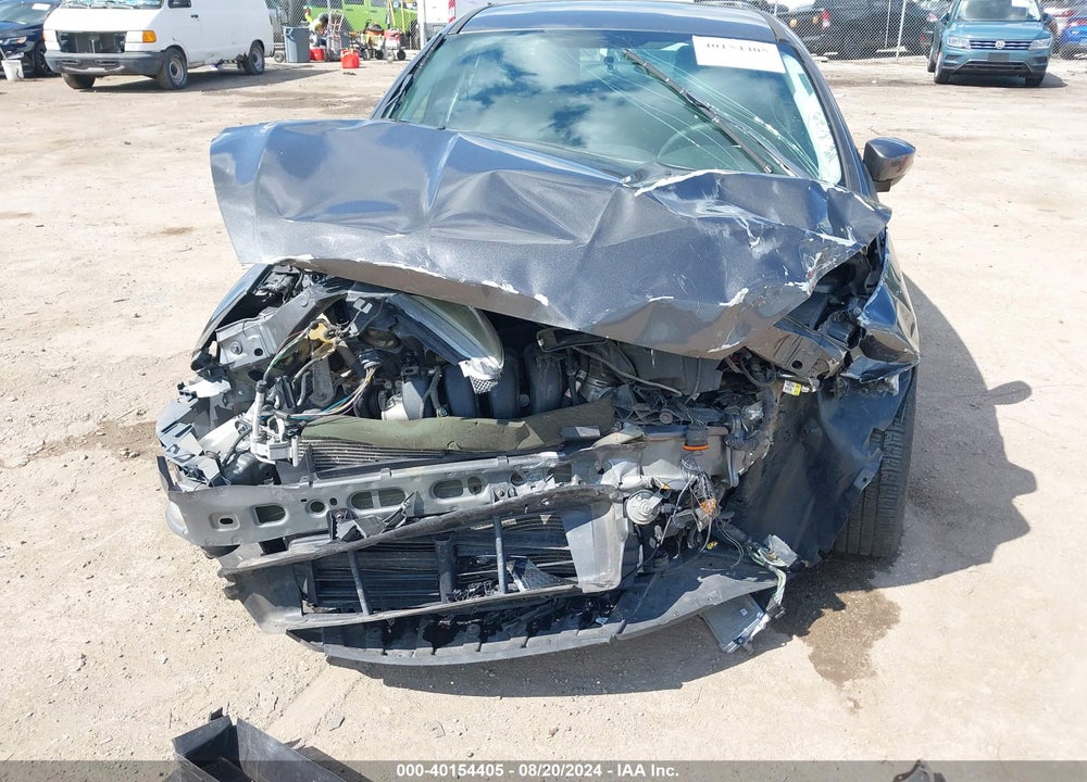 2015 FORD FOCUS SE VIN: 1FADP3F28FL228834