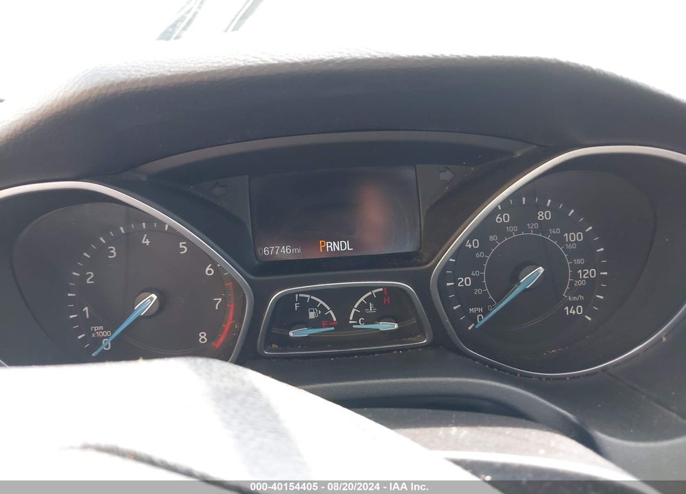 2015 FORD FOCUS SE VIN: 1FADP3F28FL228834