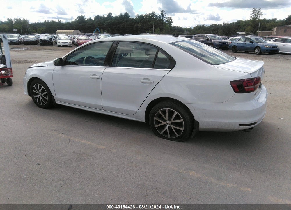2017 VOLKSWAGEN JETTA 1.4T SE VIN: 3VWDB7AJ5HM231400