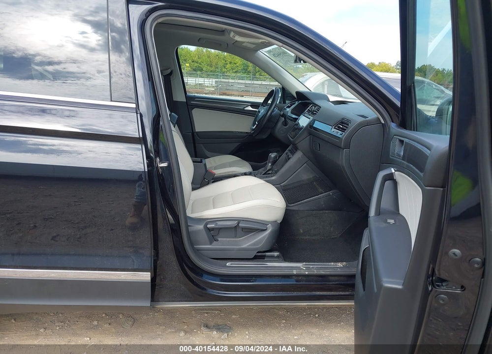 2019 VOLKSWAGEN TIGUAN 2.0T SEL PREMIUM/2.0T SEL PREMIUM R-LINE VIN: 3VV4B7AXXKM086189