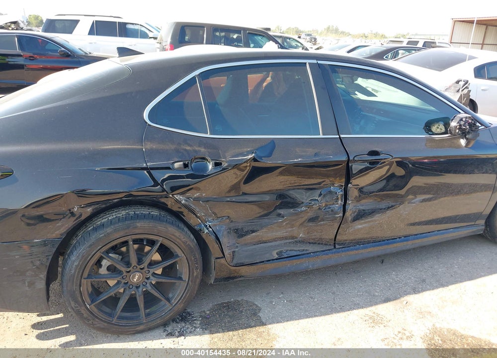 2020 TOYOTA CAMRY SE VIN: 4T1G11AK9LU884711