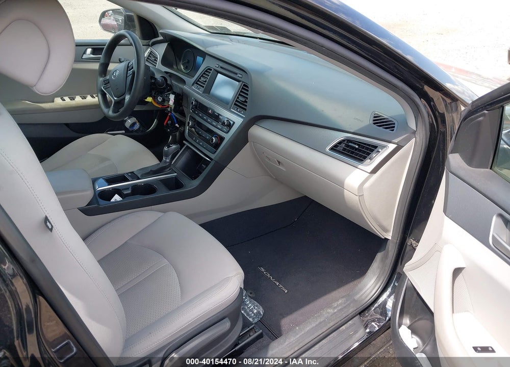 2017 HYUNDAI SONATA SE VIN: 5NPE24AF8HH545906