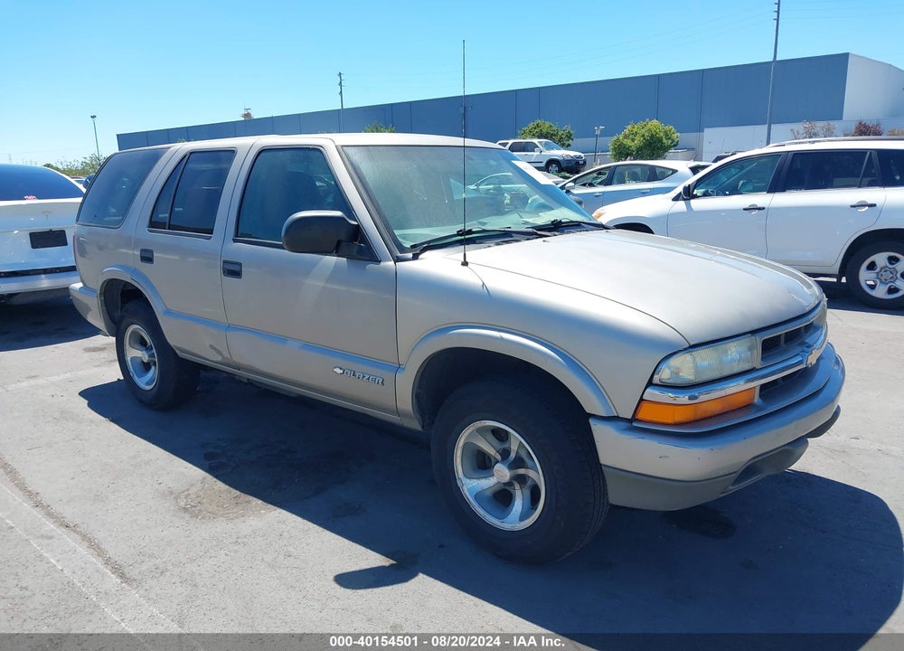 2004 CHEVROLET BLAZER LS VIN: 1GNCS13X84K169058