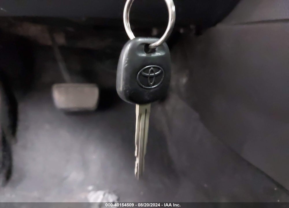 2015 TOYOTA COROLLA L VIN: 5YFBURHE3FP285129