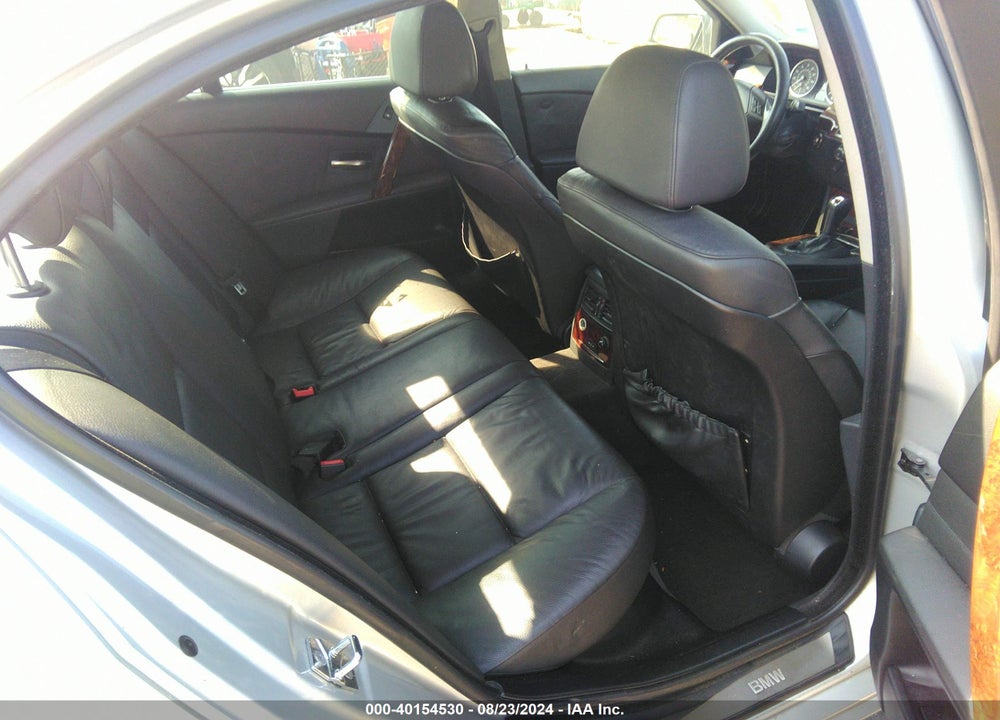 2007 BMW 530XI VIN: WBANF73577CY17587