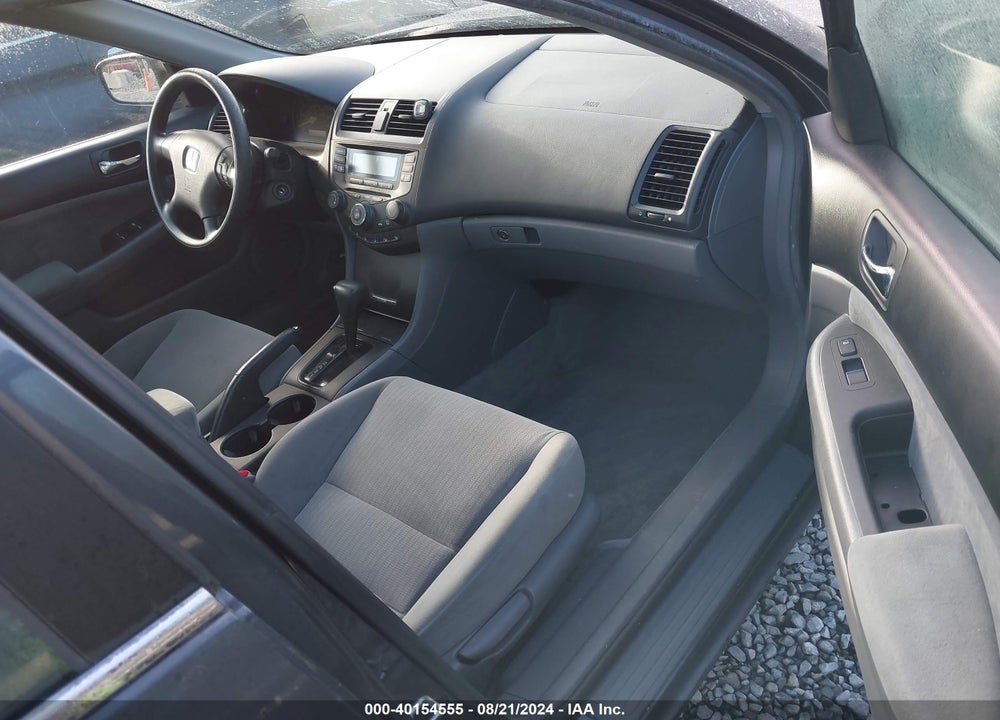 2005 HONDA ACCORD 2.4 LX VIN: 1HGCM56425A159789