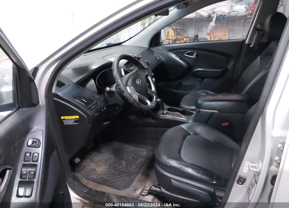 2011 HYUNDAI TUCSON GLS VIN: KM8JU3AC9BU175731