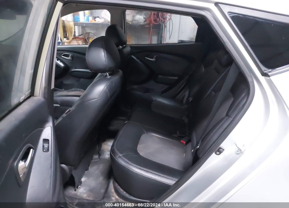 2011 HYUNDAI TUCSON GLS VIN: KM8JU3AC9BU175731