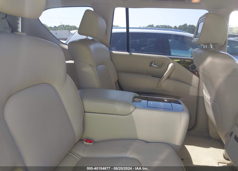 2015 INFINITI QX80 VIN: JN8AZ2NE7F9081341