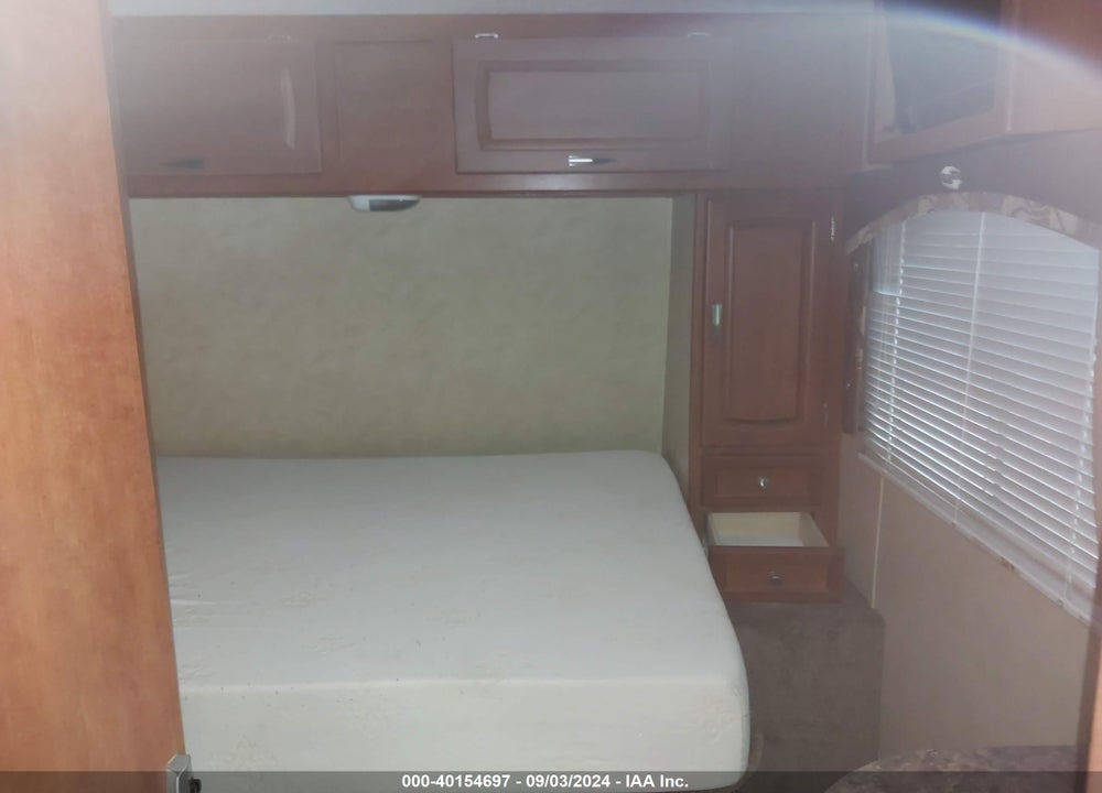 2010 FOREST RIVER OTHER VIN: 4X4TSFZ23AC008327