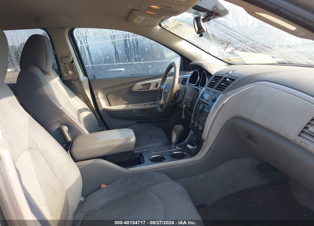 2011 CHEVROLET TRAVERSE LS VIN: 1GNKRFED3BJ405190