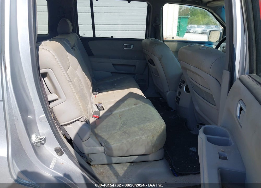 2010 HONDA PILOT TOURING VIN: 5FNYF3H92AB007539