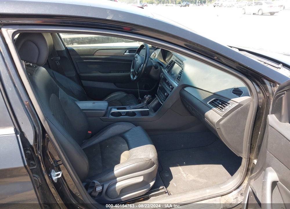 2015 HYUNDAI SONATA SPORT VIN: 5NPE34AF8FH096124