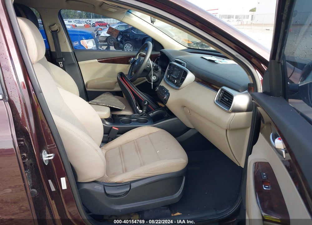 2016 KIA SORENTO VIN: 5XYPG4A33GG041267