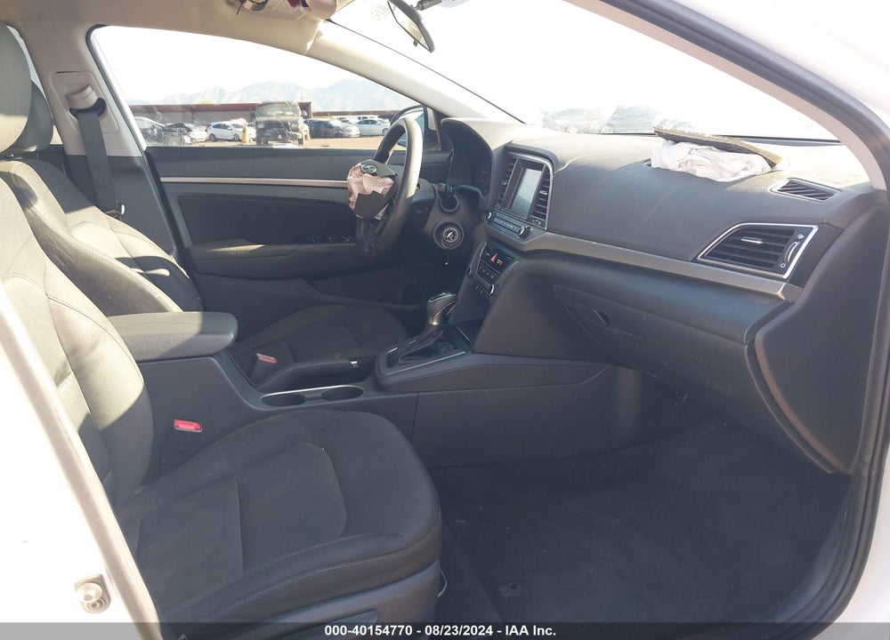 2018 HYUNDAI ELANTRA SEL VIN: 5NPD84LF7JH348044