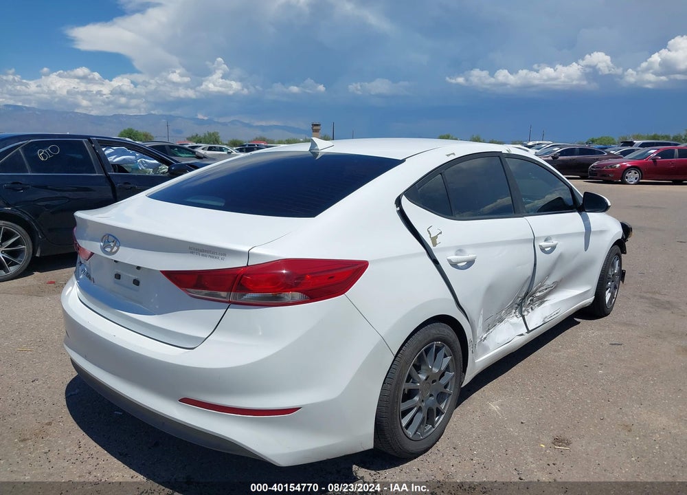2018 HYUNDAI ELANTRA SEL VIN: 5NPD84LF7JH348044